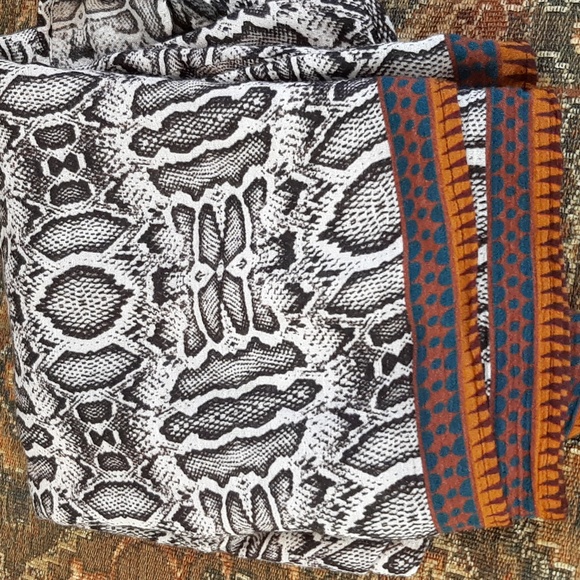 Shyanne Shrug/kimono One Size - Picture 8 of 8